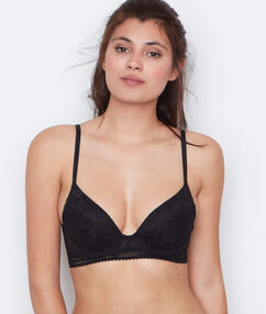 Product Offrez à votre décolleté un effet vertigineux dans ce soutien-gorge plongeant tout en dentelle! Soutien-gorge Classique N°2 : Le Magique Plongeant Effet + 1 taille Bonnets échancrés Coques huile et eau Nud satiné Bretelles ajustables et agrafes dos A coordonner aux bas assortisDescription Offrez à votre décolleté un effet vertigineux dans ce soutien-gorge plongeant tout en dentelle! Soutien-gorge Classique N°2 : Le Magique Plongeant Effet + 1 taille Bonnets échancrés Coques huile et eau Nud satiné Bretelles ajustables et agrafes dos A coordonner aux bas assortis Femme Soutiens-gorge > LES FORMES > Push Up Frais de port offerts des 60EUR Mise à jour 01/11/18