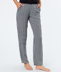 Product Un imprimé ethnique que l´on adopte pour des nuits trendy! Pantalon Elastique à la tailleDescription Un imprimé ethnique que l´on adopte pour des nuits trendy! Pantalon Elastique à la taille Femme Nuit > MODÈLES > Bas de Pyjama > Pantalons Frais de port offerts des 60EUR Mise à jour 01/11/18
