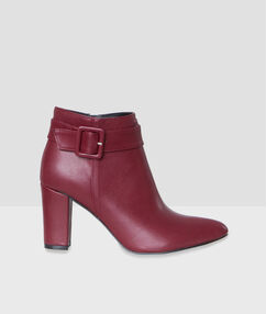 Product Inspiration 70´s pour ces boots à boucles! Bottines Talon 8cmDescription Inspiration 70´s pour ces boots à boucles! Bottines Talon 8cm Femme Prêt-à-porter > ACCESSOIRES > Chaussures Frais de port offerts des 60EUR Mise à jour 01/11/18
