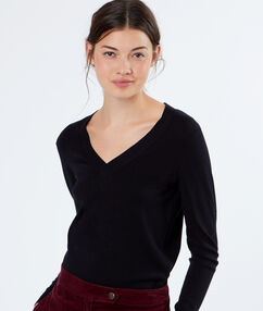 Product Une maille fine et douce Un bon basique pour se réchauffer ! Pull Col en V Manches longues Le mannequin mesure 177cm et porte une taille S/36Description Une maille fine et douce Un bon basique pour se réchauffer ! Pull Col en V Manches longues Le mannequin mesure 177cm et porte une taille S/36 Femme Prêt-à-porter > VÊTEMENTS > Pulls & Gilets Frais de port offerts des 60EUR Mise à jour 01/11/18
