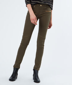 Product Un slim aux poches zippées, effet seconde peau avec sa matière coton! Pantalon slim Poches zippées Passants ceinture Le mannequin mesure 177cm et porte une taille S/36Description Un slim aux poches zippées, effet seconde peau avec sa matière coton! Pantalon slim Poches zippées Passants ceinture Le mannequin mesure 177cm et porte une taille S/36 Femme Prêt-à-porter > VÊTEMENTS > Pantalons & Shorts Frais de port offerts des 60EUR Mise à jour 01/11/18