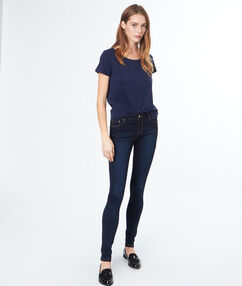 Product Adoptez ce basique pour un look effortless et trendy! Top Col rond Manches courtes Poche plaquées LE mannequin mesure 177cm et porte une taille S/36Description Adoptez ce basique pour un look effortless et trendy! Top Col rond Manches courtes Poche plaquées LE mannequin mesure 177cm et porte une taille S/36 Femme Prêt-à-porter > VÊTEMENTS > Tops & T-Shirts Frais de port offerts des 60EUR Mise à jour 12/29/17
