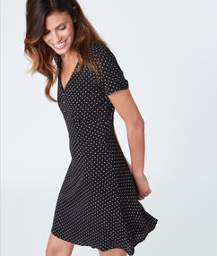 Product Des petits pois rétro et une forme évasée: c´est la petite robe qu´il nous faut absolument ! Robe Décolleté en V Manches courtes Imprimé pois Le mannequin mesure 177cm et porte une taille S/36Description Des petits pois rétro et une forme évasée: c´est la petite robe qu´il nous faut absolument ! Robe Décolleté en V Manches courtes Imprimé pois Le mannequin mesure 177cm et porte une taille S/36 Femme Prêt-à-porter > VÊTEMENTS > Robes Frais de port offerts des 60EUR Mise à jour 01/11/18