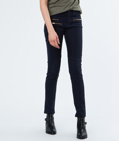 Product Un slim aux poches zippées, effet seconde peau avec sa matière coton! Pantalon slim Poches zippées Passants ceinture Le mannequin mesure 177cm et porte une taille S/36Description Un slim aux poches zippées, effet seconde peau avec sa matière coton! Pantalon slim Poches zippées Passants ceinture Le mannequin mesure 177cm et porte une taille S/36 Femme Prêt-à-porter > VÊTEMENTS > Pantalons & Shorts Frais de port offerts des 60EUR Mise à jour 01/11/18