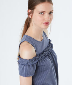 Product Dévoilez vos épaules dans ce top rayé! Top Col rond Epaules ajourées Manches courtes Rayures Le mannequin mesure 177cm et porte une taille S/36Description Dévoilez vos épaules dans ce top rayé! Top Col rond Epaules ajourées Manches courtes Rayures Le mannequin mesure 177cm et porte une taille S/36 Femme PROMOS > PROMOS > Prêt-à-porter Frais de port offerts des 60EUR Mise à jour 01/11/18