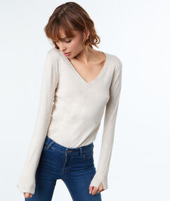 Product Une maille fine et douce Un bon basique pour se réchauffer ! Pull Col V Manches longues Le mannequin mesure 177cm et porte une taille S/36Description Une maille fine et douce Un bon basique pour se réchauffer ! Pull Col V Manches longues Le mannequin mesure 177cm et porte une taille S/36 Femme Prêt-à-porter > VÊTEMENTS > Pulls & Gilets Frais de port offerts des 60EUR Mise à jour 12/29/17