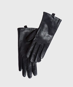 Product So chic, ces gants 100% cuir nous accompagneront tout l´hiver! Gants CuirDescription So chic, ces gants 100% cuir nous accompagneront tout l´hiver! Gants Cuir Femme Prêt-à-porter > ACCESSOIRES > Écharpes, Gants & Bonnets Frais de port offerts des 60EUR Mise à jour 01/11/18