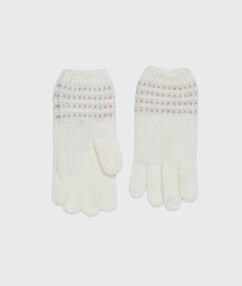 Product Restez au chaud! Une maille douce et des motifs glitter, ce sont les indispensables de l´hiver! Gants Bords côtelés MailleDescription Restez au chaud! Une maille douce et des motifs glitter, ce sont les indispensables de l´hiver! Gants Bords côtelés Maille Femme Prêt-à-porter > ACCESSOIRES > Écharpes, Gants & Bonnets Frais de port offerts des 60EUR Mise à jour 01/11/18