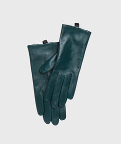 Product So chic, ces gants 100% cuir nous accompagneront tout l´hiver! Gants CuirDescription So chic, ces gants 100% cuir nous accompagneront tout l´hiver! Gants Cuir Femme Prêt-à-porter > ACCESSOIRES > Écharpes, Gants & Bonnets Frais de port offerts des 60EUR Mise à jour 01/11/18