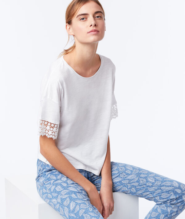 T-shirt manches dentelle T-shirt manches dentelle