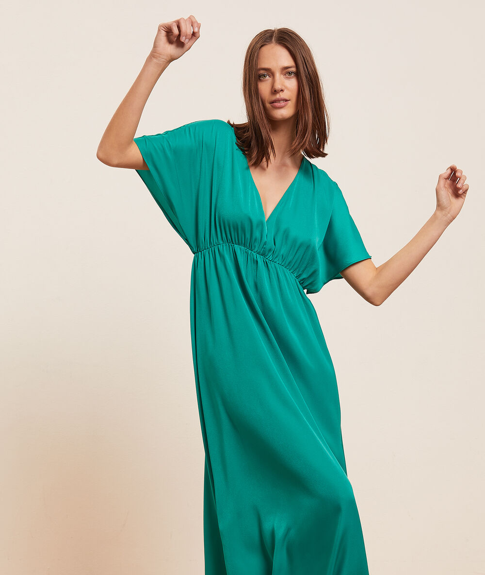 Chemise de nuit longue vert.