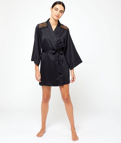 Kimono satiné épaules et dos dentelle;${refinementColor}