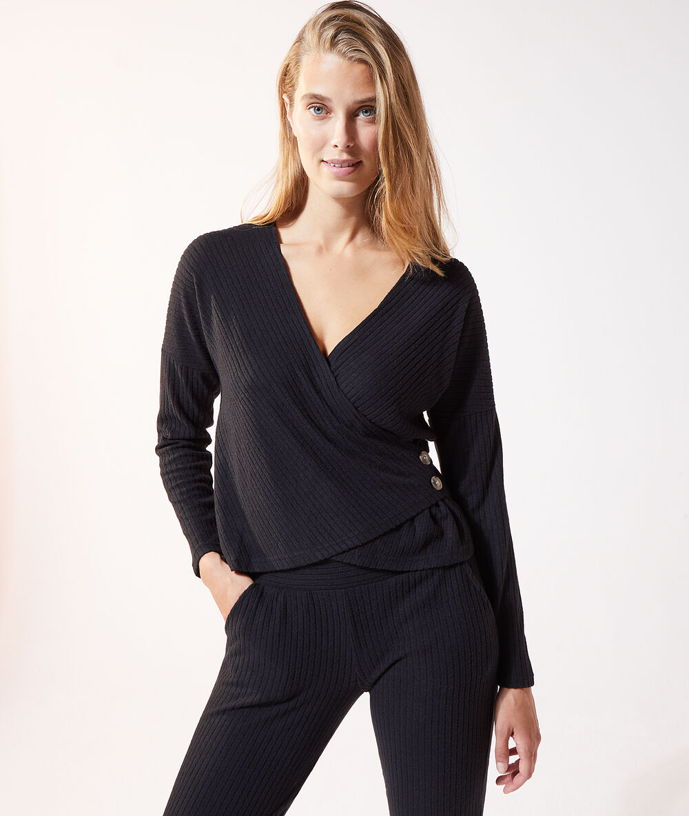 Top cache-coeur loungewear noir.