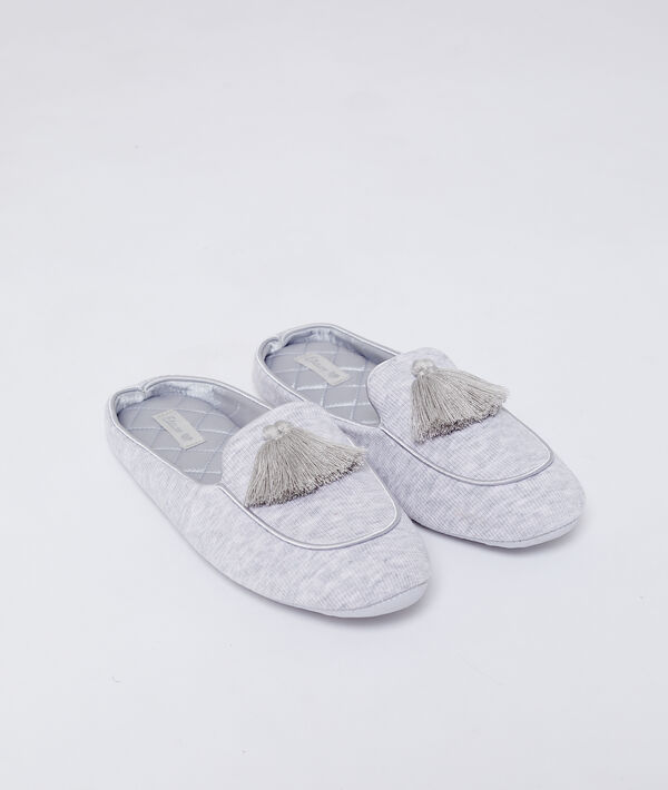 Chaussons à pompons Chaussons à pompons