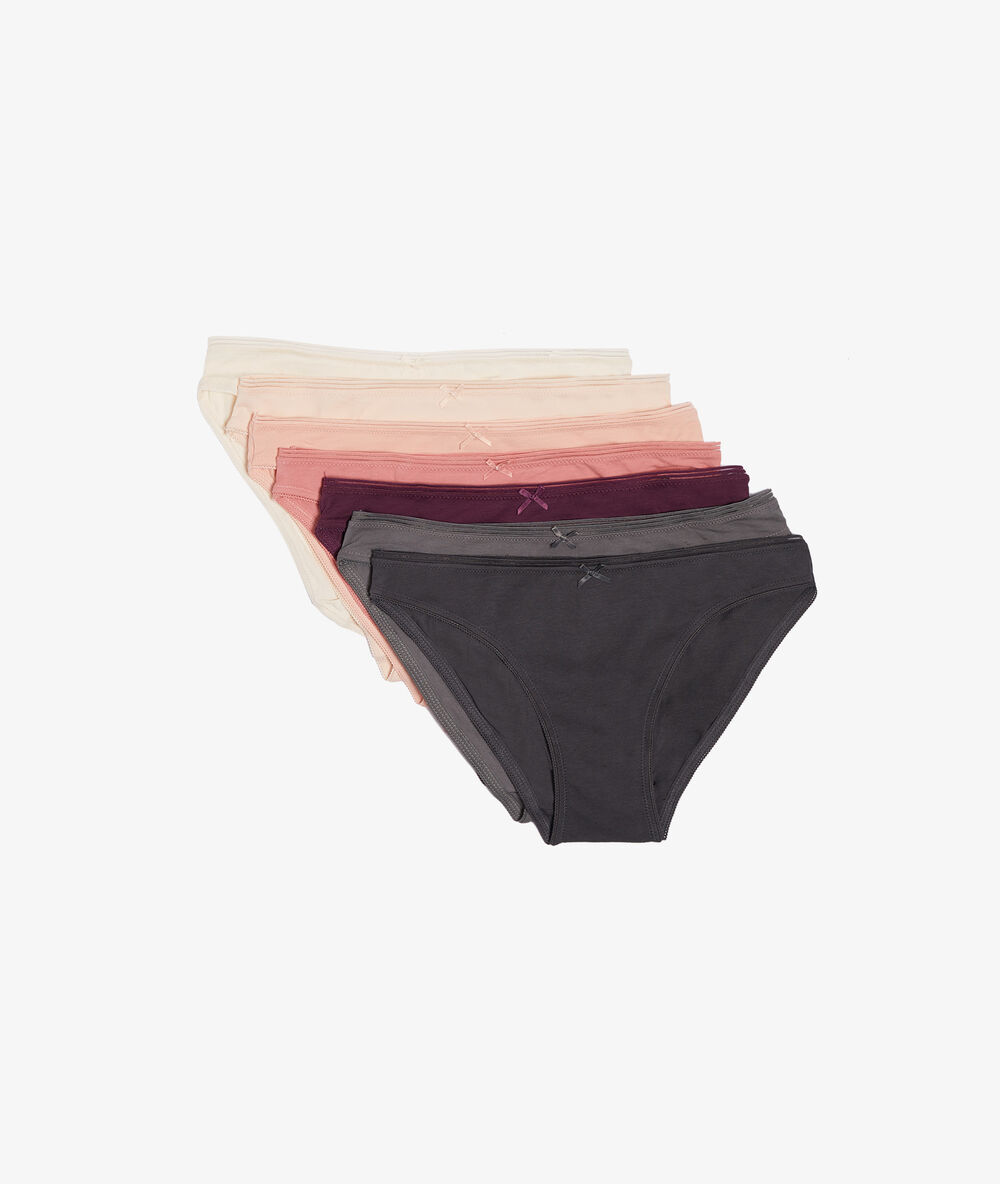 Lot de 7 culottes multicolore.
