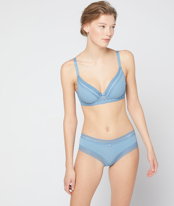 Soutien-gorge n°4 - ampliforme light en microfibre et dentelle bleu ciel.