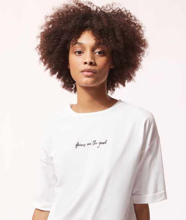 T-shirt "Focus on the good" T-shirt "Focus on the good";${refinementColor}