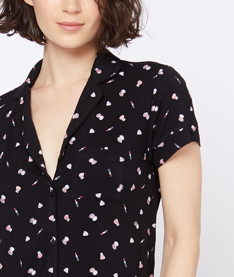 Chemise de pyjama à manches courtes noir.