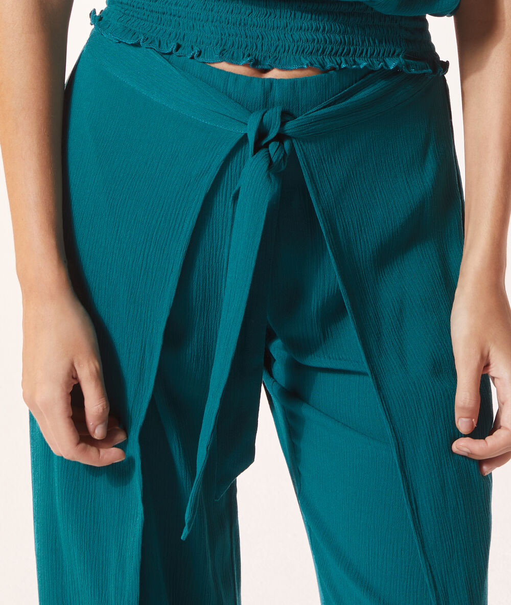 Pantalon de pyjama vert.