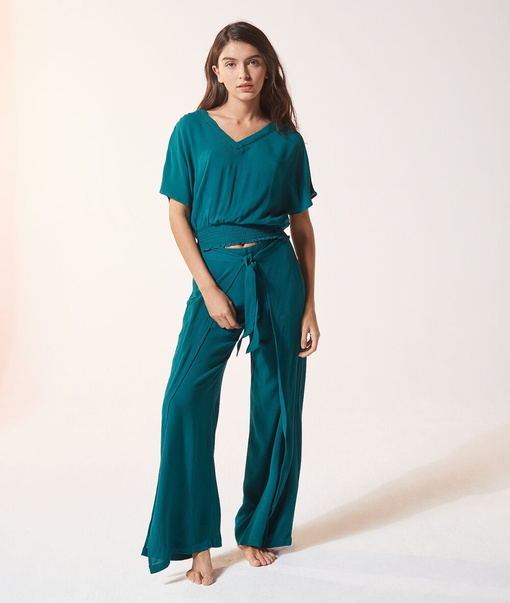 Pantalon de pyjama vert.