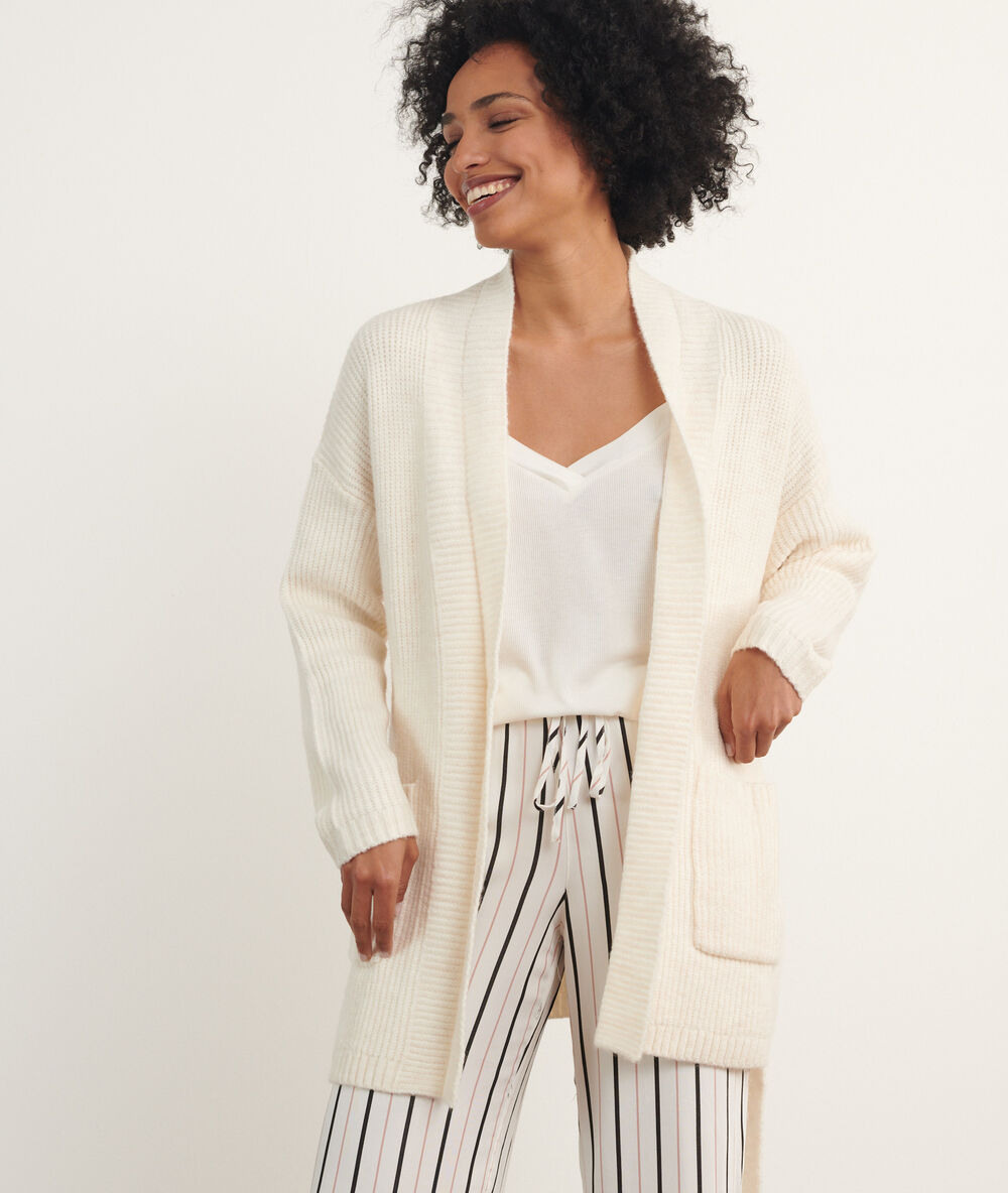 Pyjama 3 pièces en maille et satin ecru.