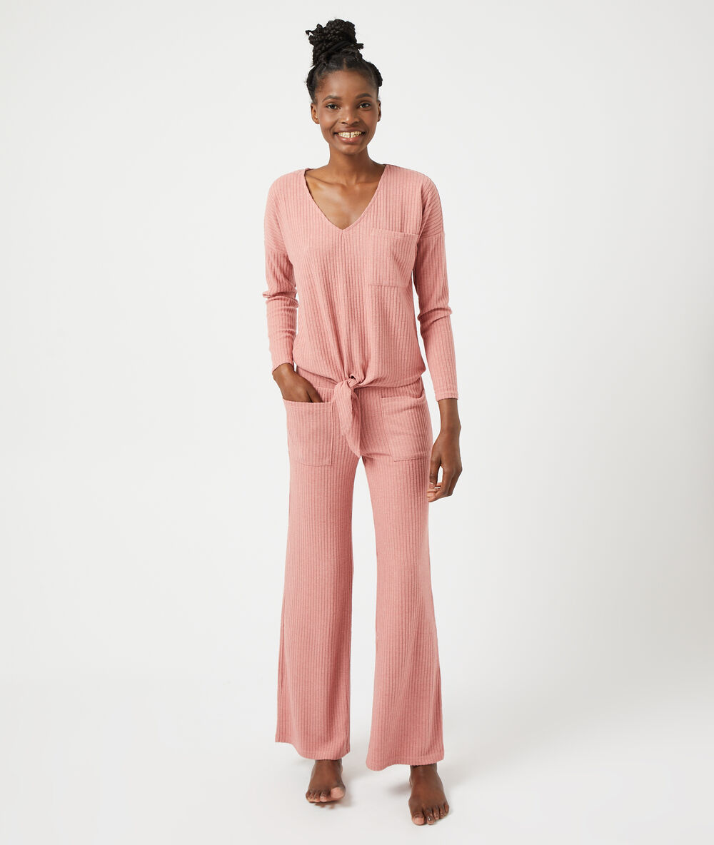 Pantalon côtelé avec poches rose.