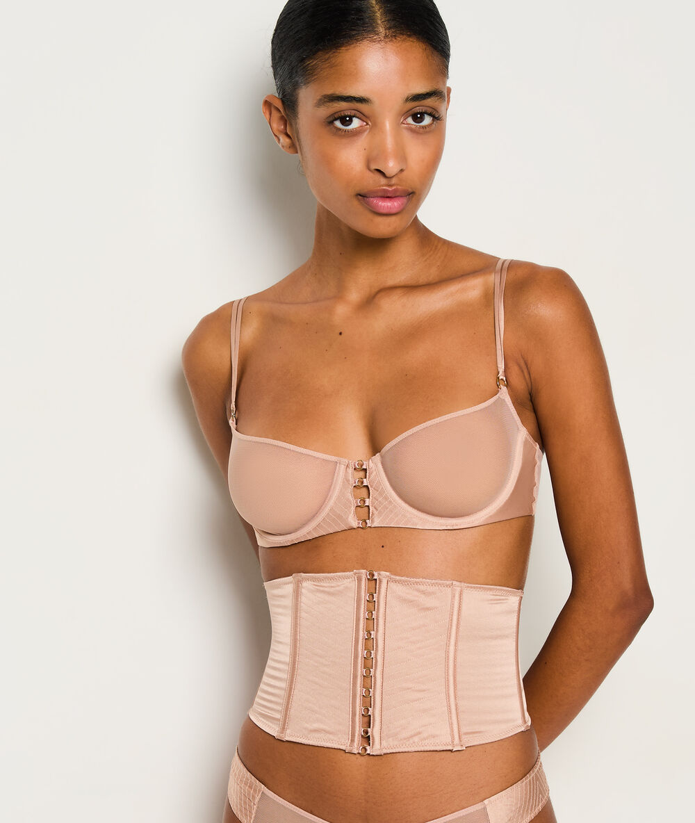 Serre-taille en soie blush.