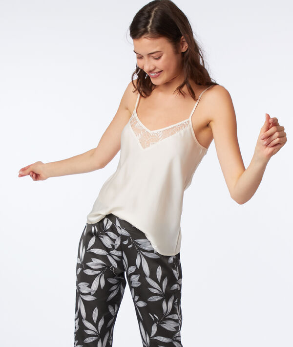 Pyjama 3 pièces imprimé floral kaki.