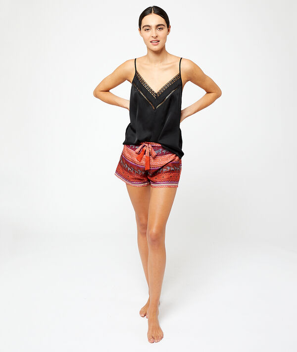 Top satiné décolleté dentelle noir.
