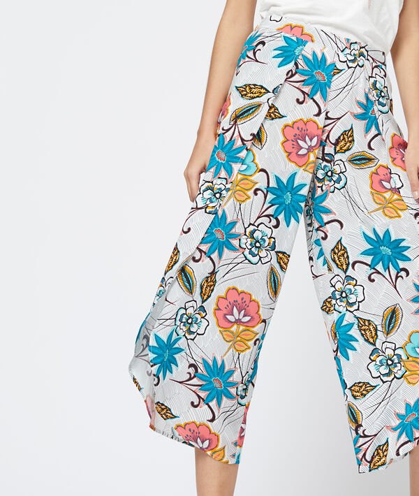 Pantalon capri imprimé bas échancré Pantalon capri imprimé bas échancré