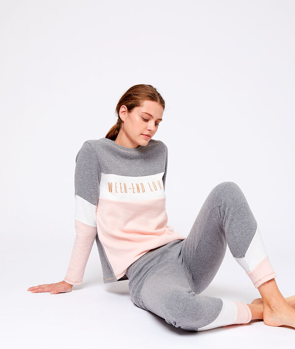 Pantalon homewear bandes graphiques gris.
