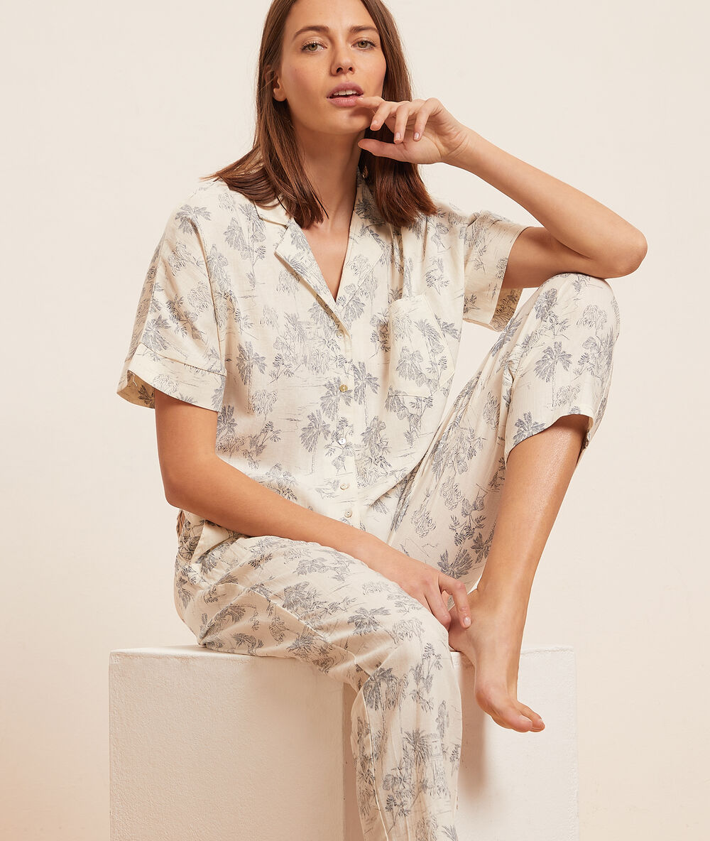 Chemise manches courtes imprimée marine.
