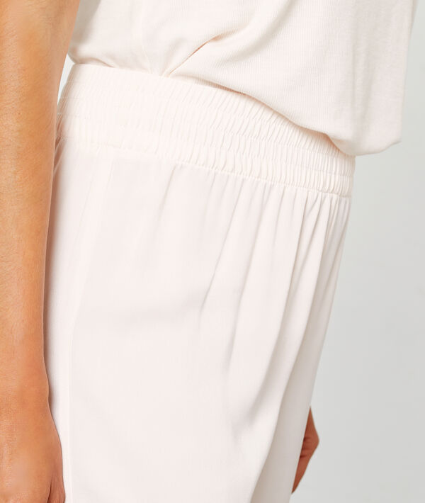 Pantalon large rose pale.