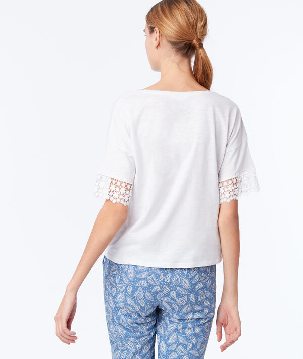 T-shirt manches dentelle T-shirt manches dentelle