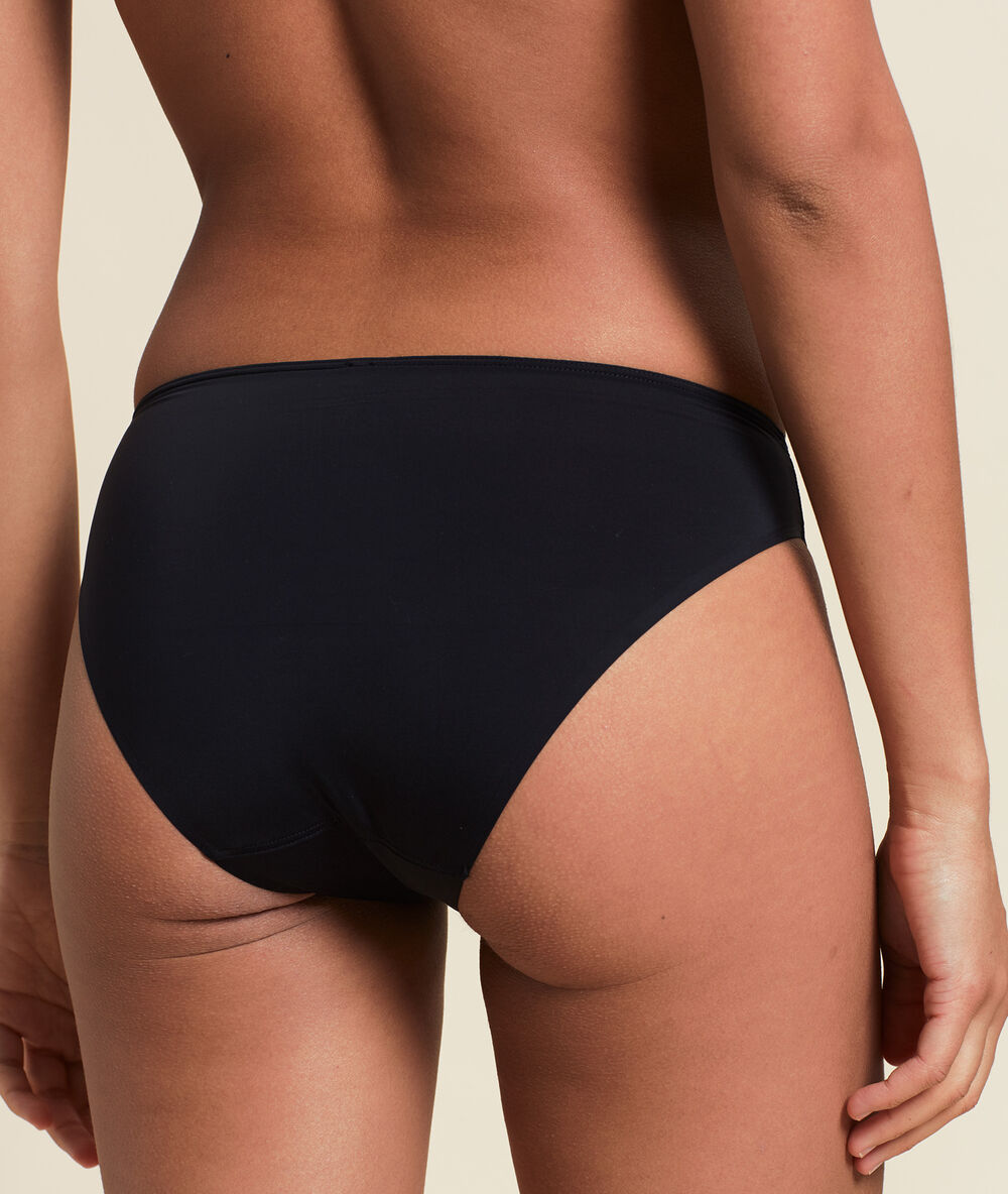 Culotte en microfibre noir.