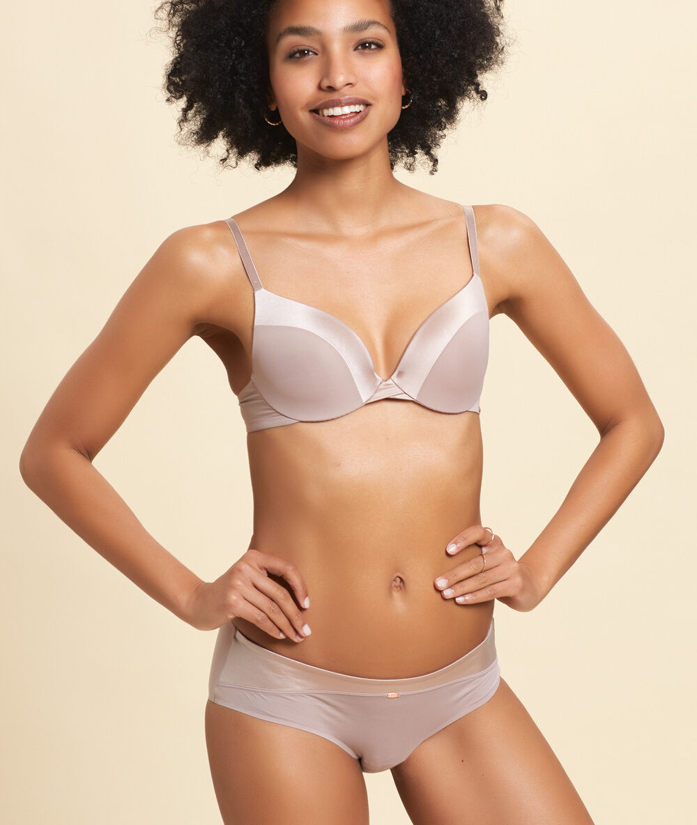 Shorty en microfibre taupe.