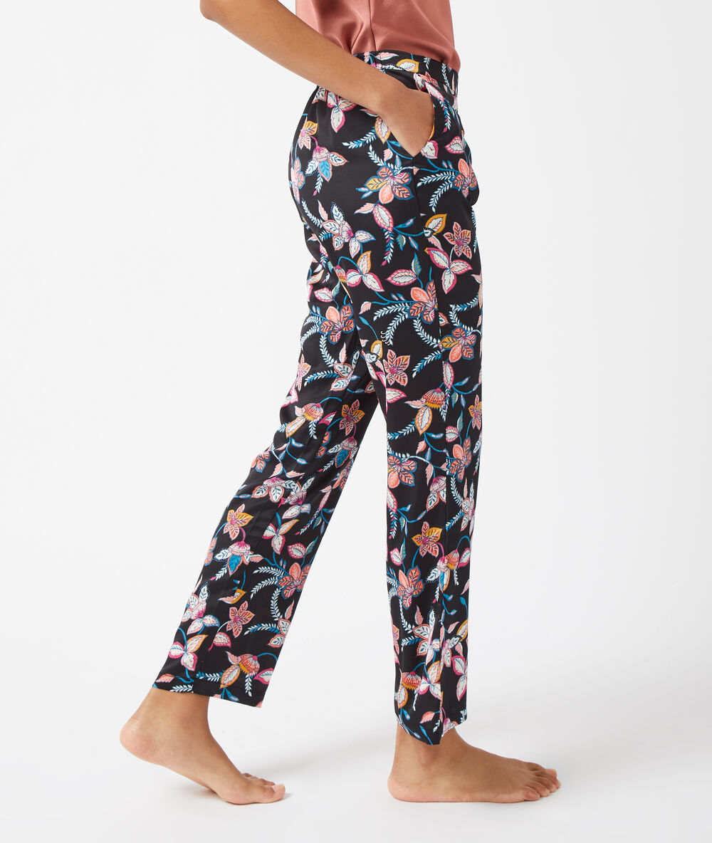 Pantalon satiné à imprimé noir.