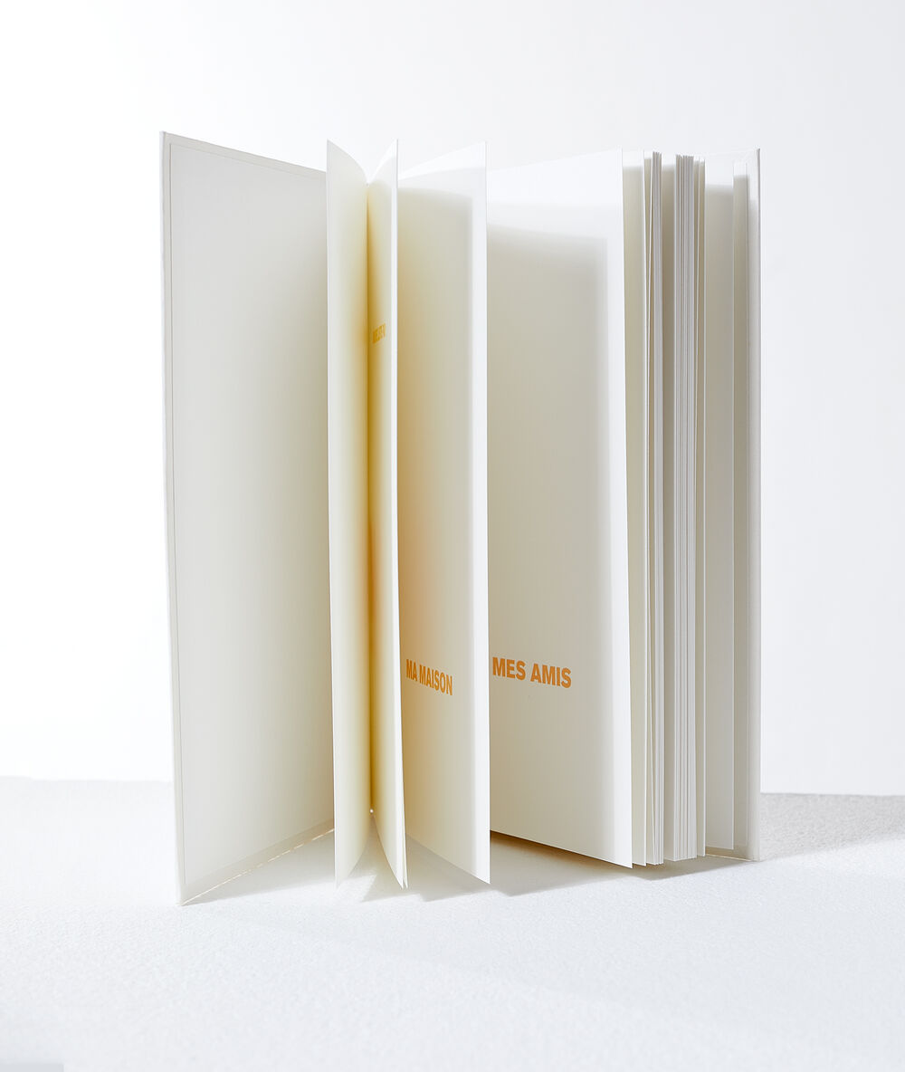 Livre à illustrer "moi" blanc.