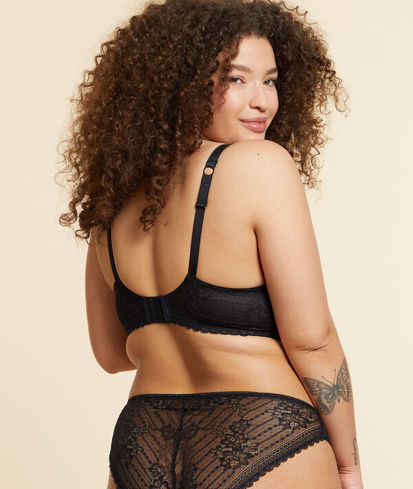 Soutien-gorge n°5 - ampliforme classique noir.