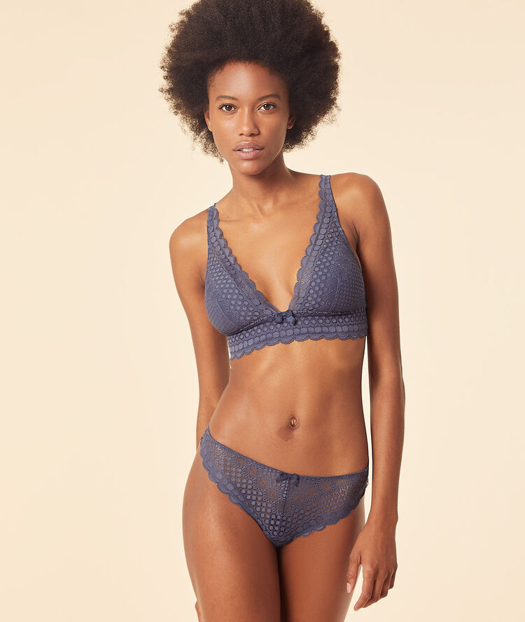 Tanga en dentelle anthracite.