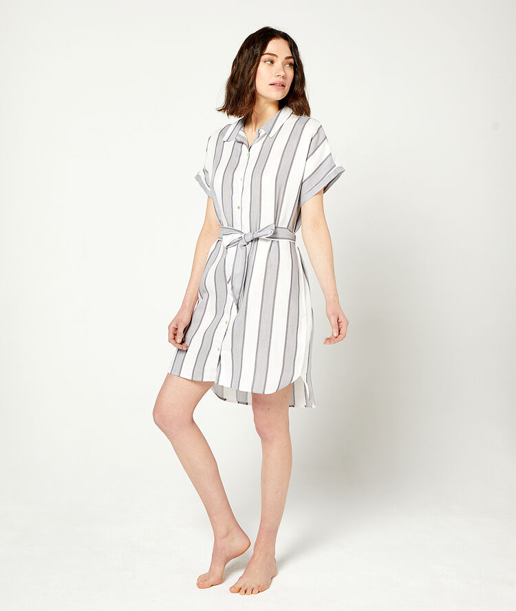 Chemise de nuit à nouer gris.