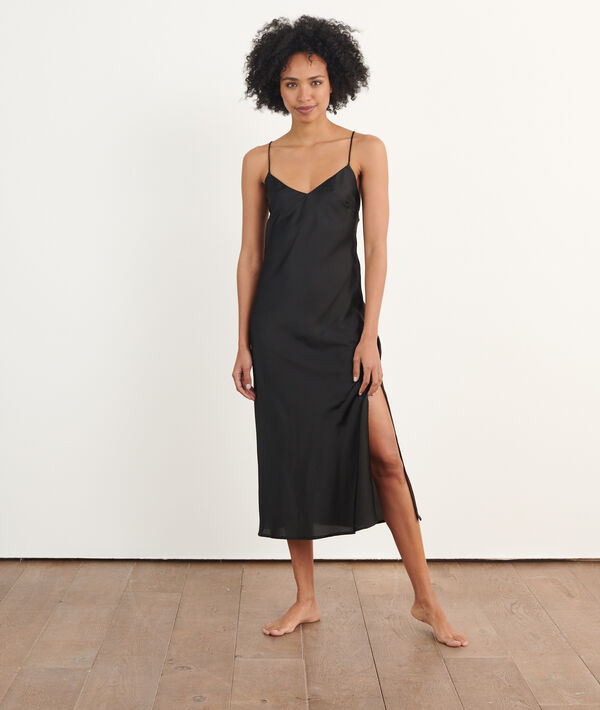 Nuisette longue satinée Nuisette longue satinée;${refinementColor}