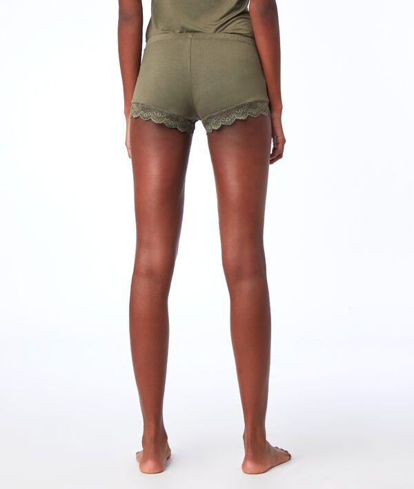 Short à bords dentelle kaki.