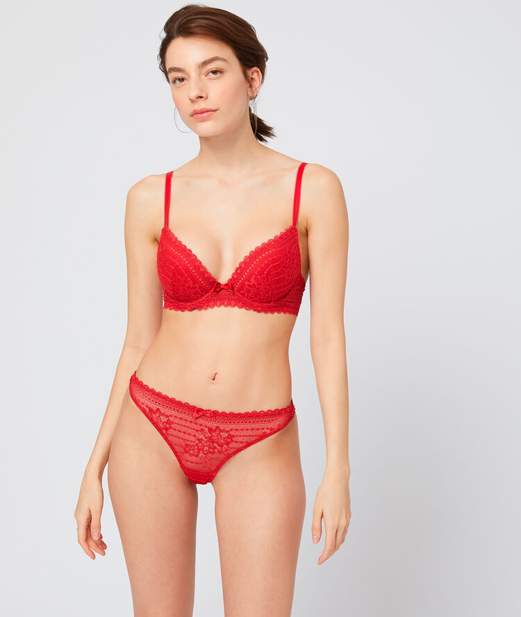 Tanga en dentelle florale rouge.
