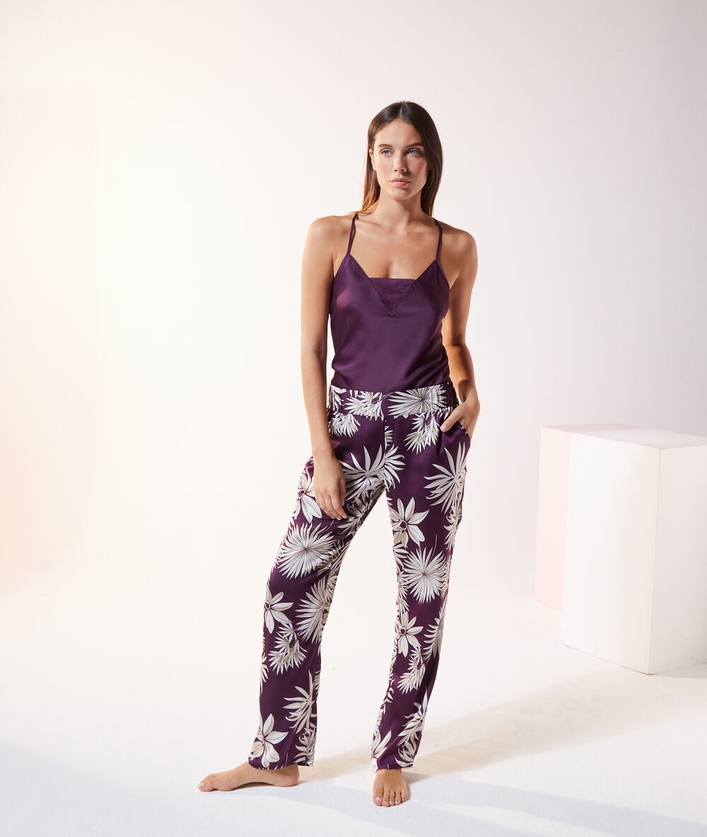 Pantalon satiné imprimé violet.