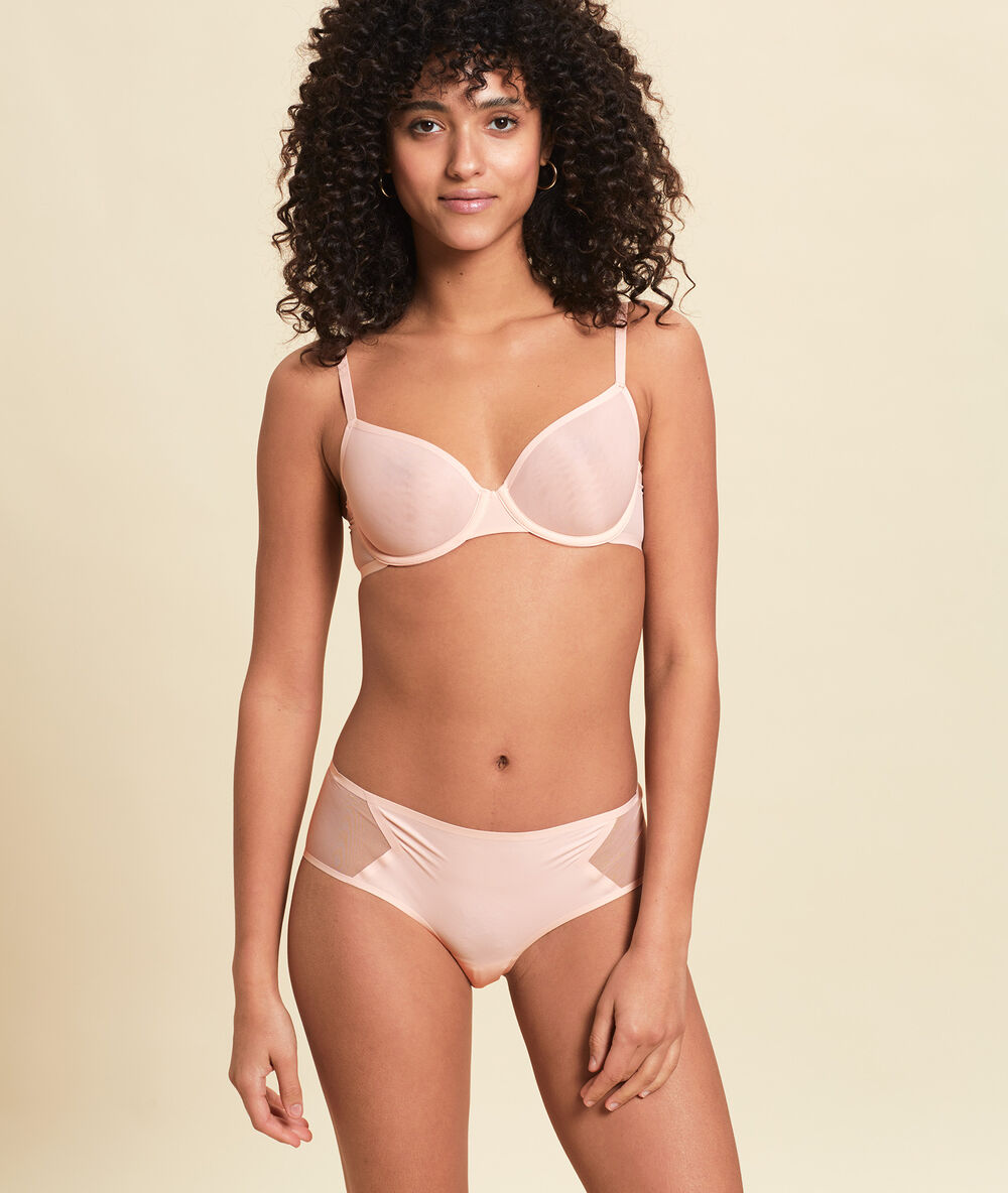 Soutien-gorge classique à coques ultra-fines en mesh invisible blush.