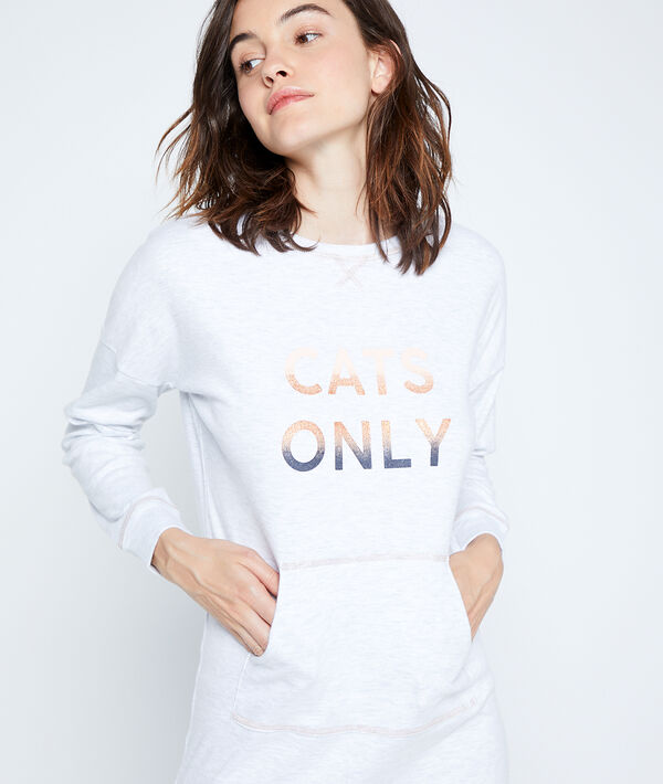 Chemise de nuit "cats only" gris.