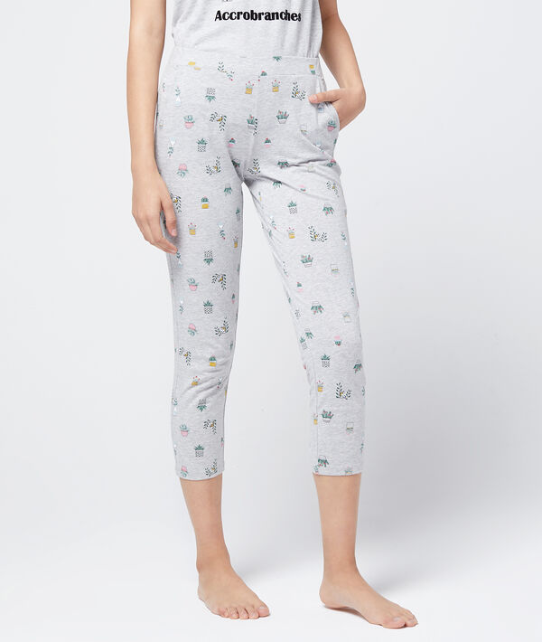 Pantalon capri imprimé fleurs en coton bio gris.