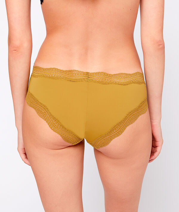 Shorty bords dentelle graphique Shorty bords dentelle graphique