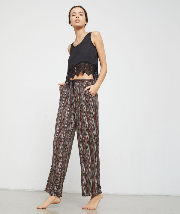 Pantalon fluide imprimé noir.